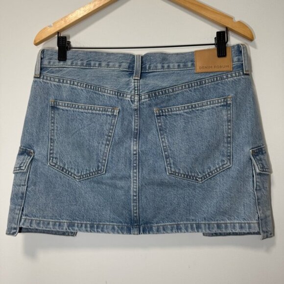 Aritzia Denim Forum The '90s Cargo Mini Denim Skirt size 28 - Picture 8 of 12